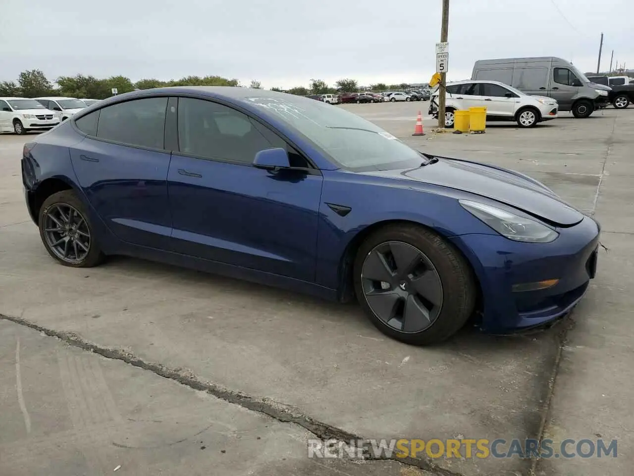 4 Фотография поврежденного автомобиля 5YJ3E1EA4PF612106 TESLA MODEL 3 2023