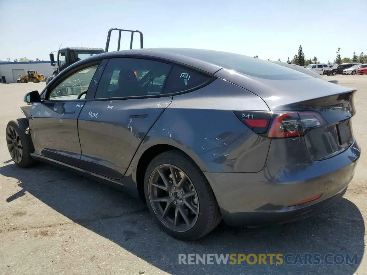 2 Фотография поврежденного автомобиля 5YJ3E1EA4PF615975 TESLA MODEL 3 2023