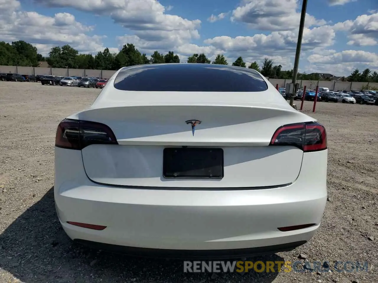 6 Photograph of a damaged car 5YJ3E1EA4PF638401 TESLA MODEL 3 2023