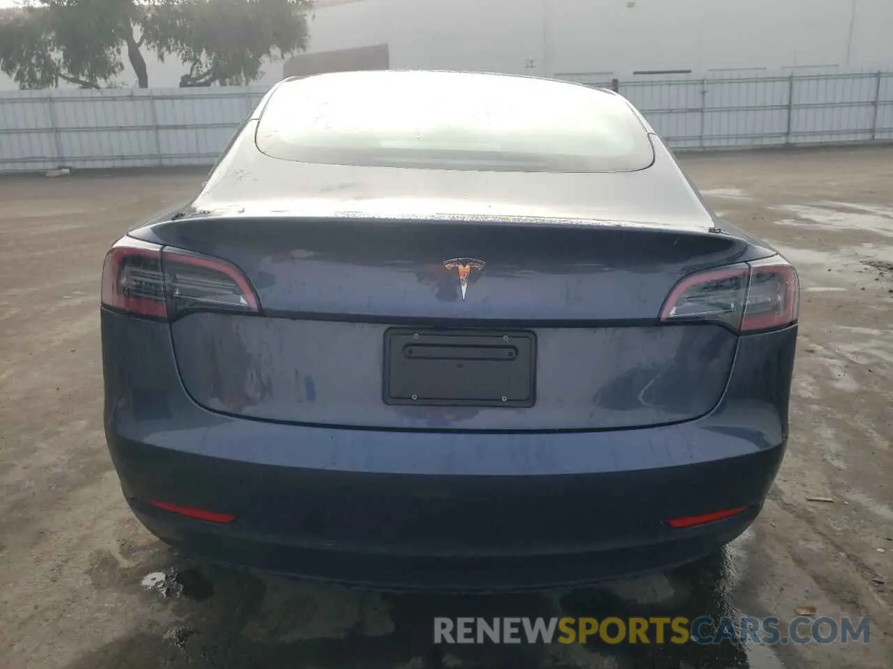 6 Photograph of a damaged car 5YJ3E1EA4PF640665 TESLA MODEL 3 2023