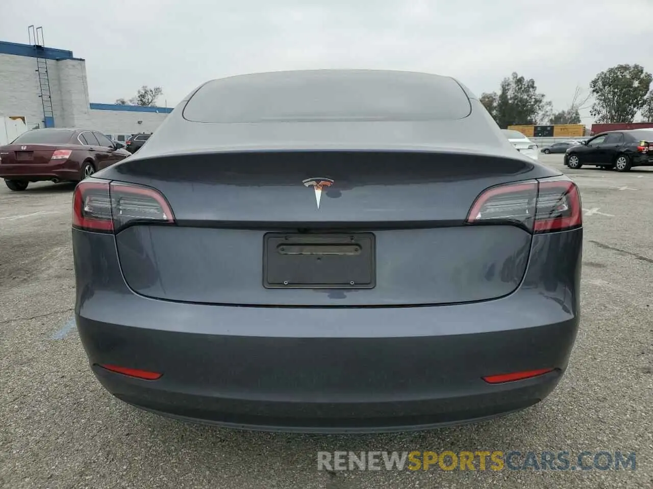 6 Фотография поврежденного автомобиля 5YJ3E1EA4PF642769 TESLA MODEL 3 2023