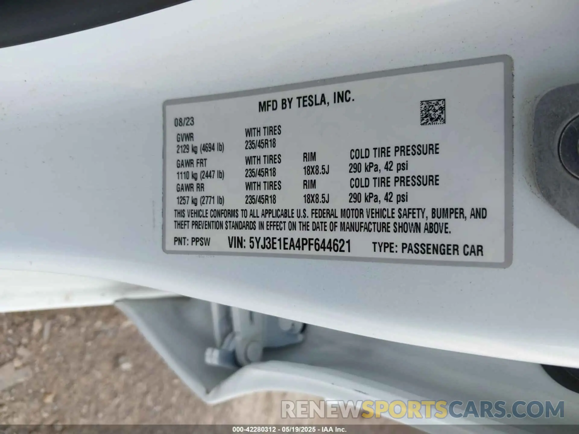 9 Photograph of a damaged car 5YJ3E1EA4PF644621 TESLA MODEL 3 2023