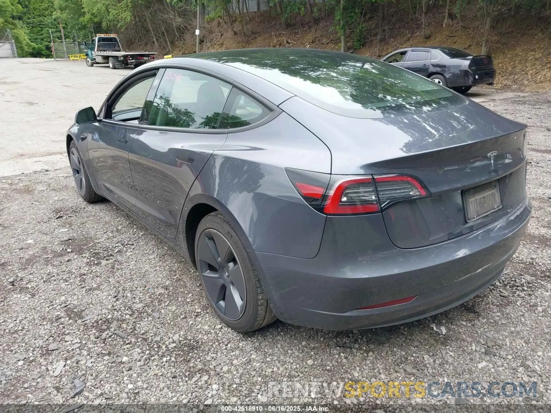 3 Фотография поврежденного автомобиля 5YJ3E1EA4PF657112 TESLA MODEL 3 2023