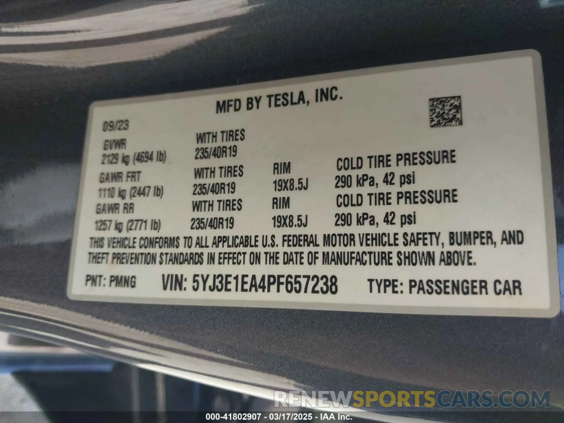9 Photograph of a damaged car 5YJ3E1EA4PF657238 TESLA MODEL 3 2023