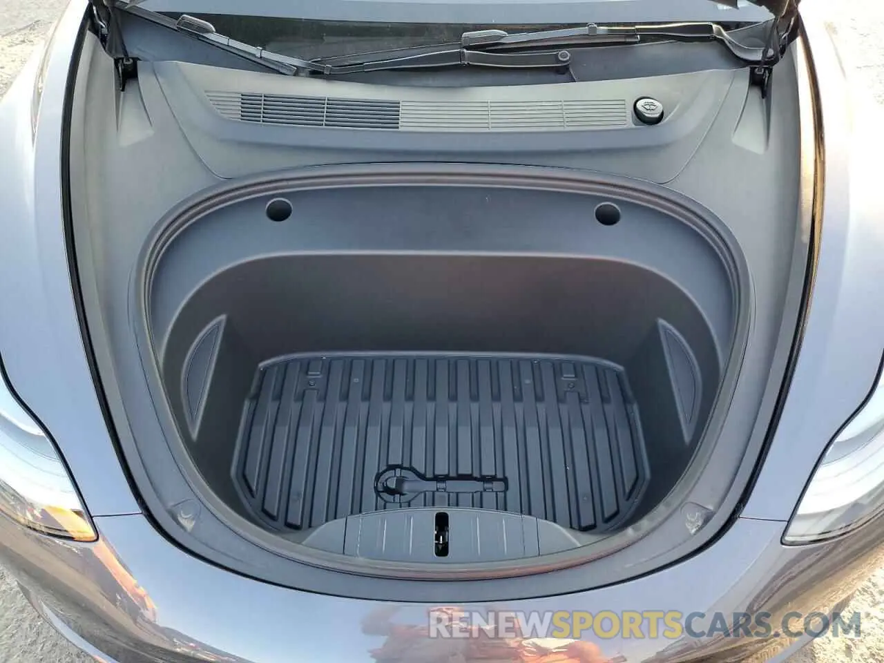 11 Photograph of a damaged car 5YJ3E1EA4PF665789 TESLA MODEL 3 2023