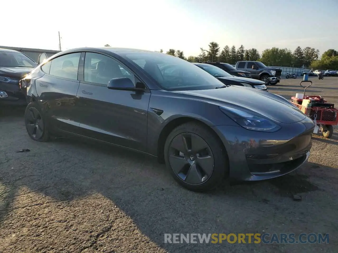 4 Photograph of a damaged car 5YJ3E1EA4PF665789 TESLA MODEL 3 2023