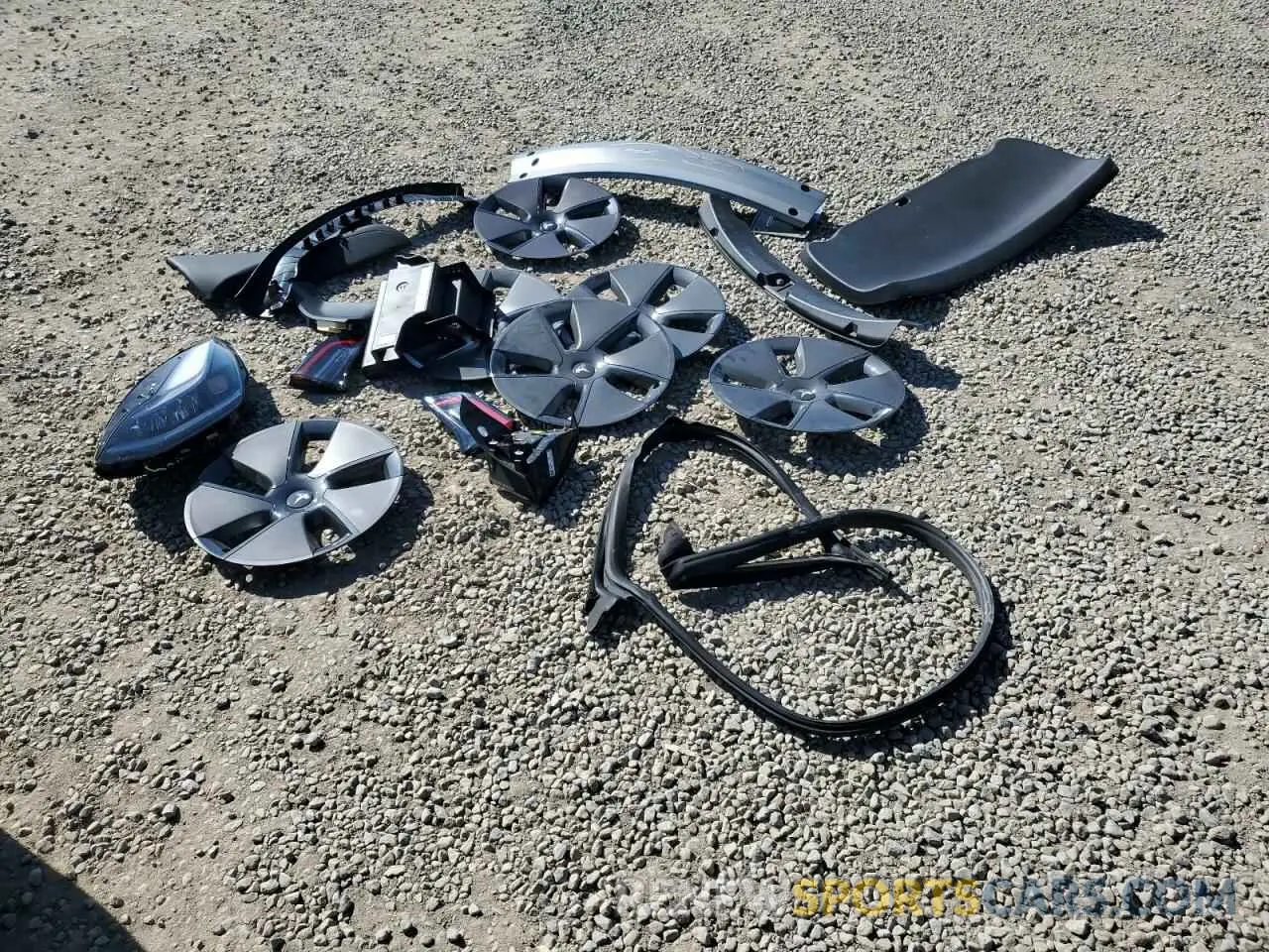 13 Photograph of a damaged car 5YJ3E1EA4PF666778 TESLA MODEL 3 2023