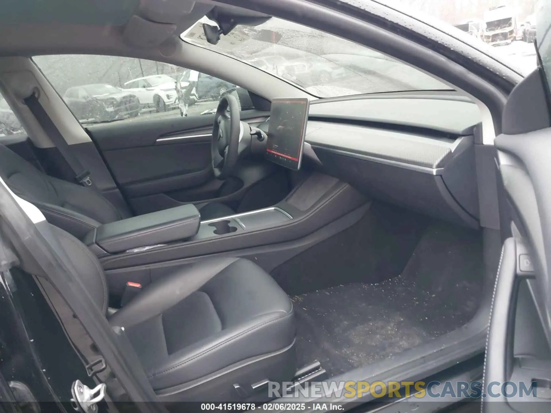 5 Photograph of a damaged car 5YJ3E1EA4PF678395 TESLA MODEL 3 2023
