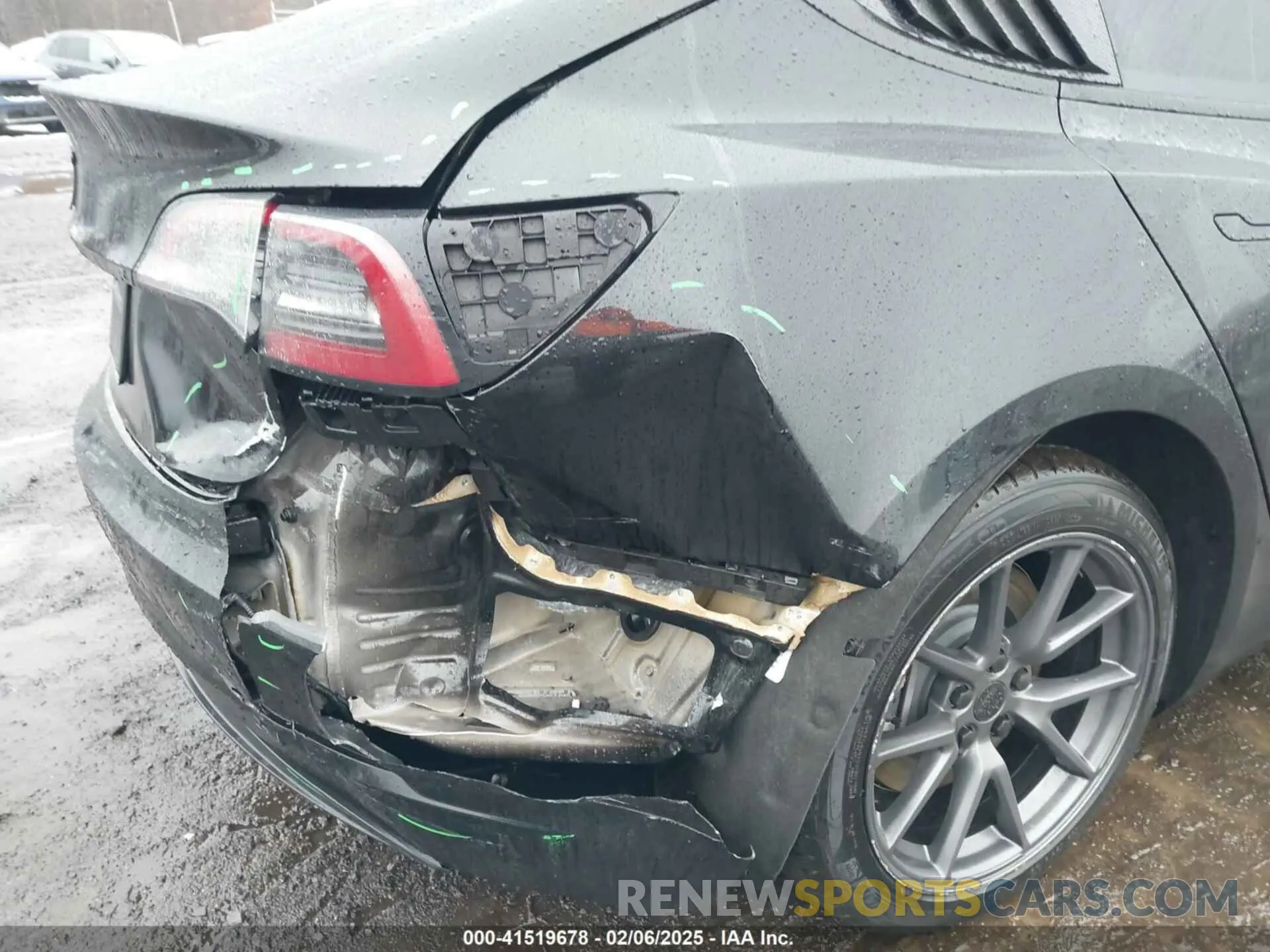 6 Photograph of a damaged car 5YJ3E1EA4PF678395 TESLA MODEL 3 2023