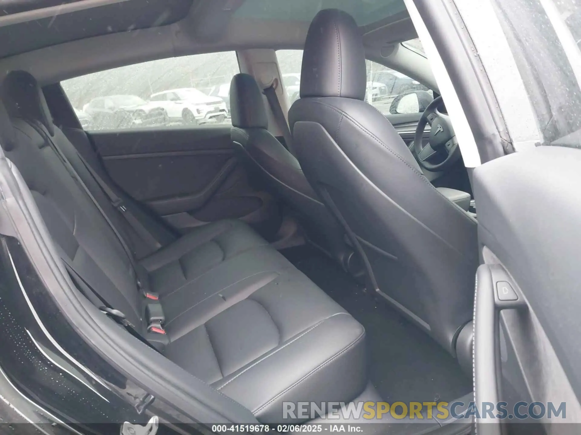8 Photograph of a damaged car 5YJ3E1EA4PF678395 TESLA MODEL 3 2023