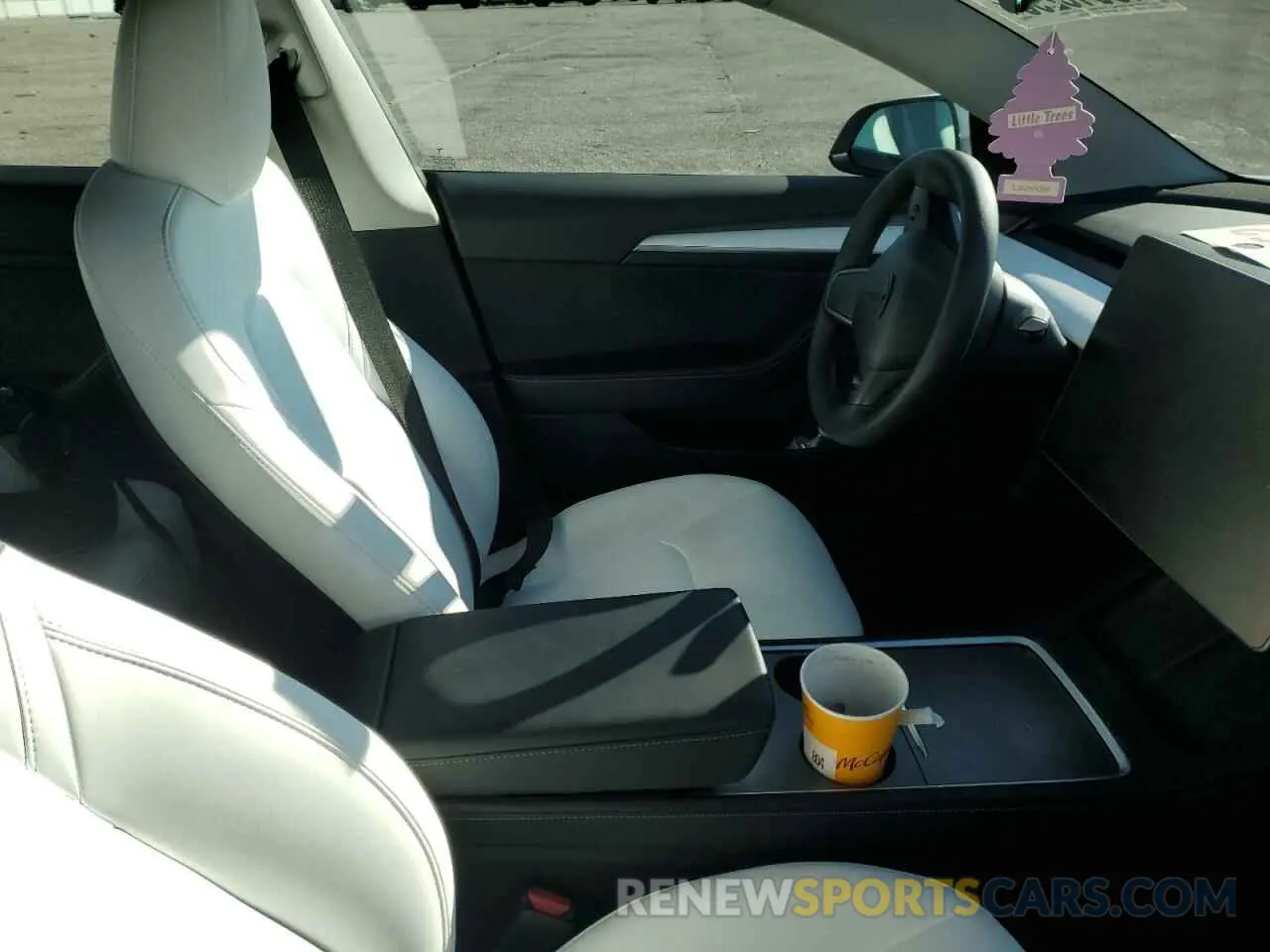 7 Photograph of a damaged car 5YJ3E1EA4PF680101 TESLA MODEL 3 2023