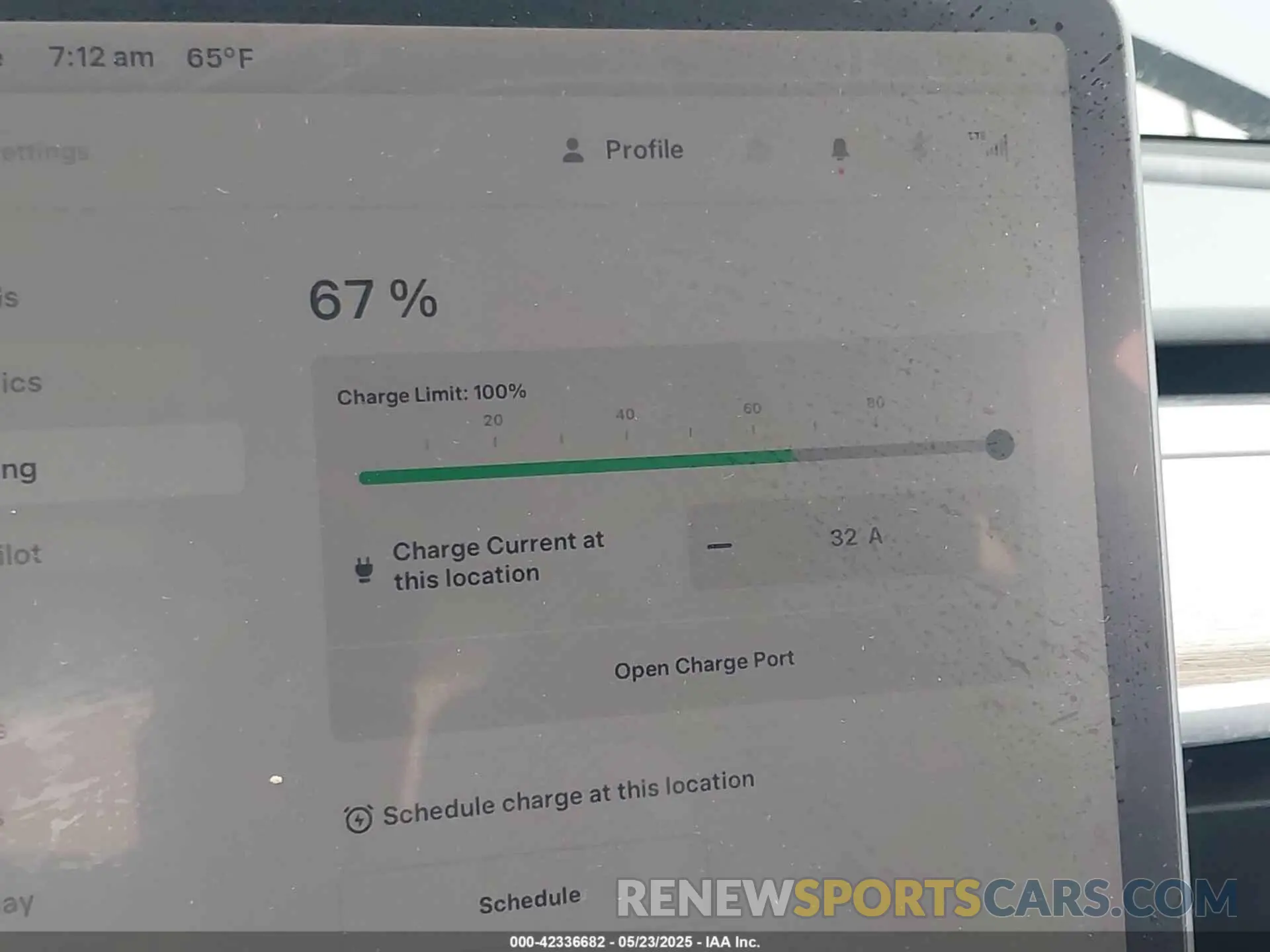 17 Photograph of a damaged car 5YJ3E1EA4PF705949 TESLA MODEL 3 2023