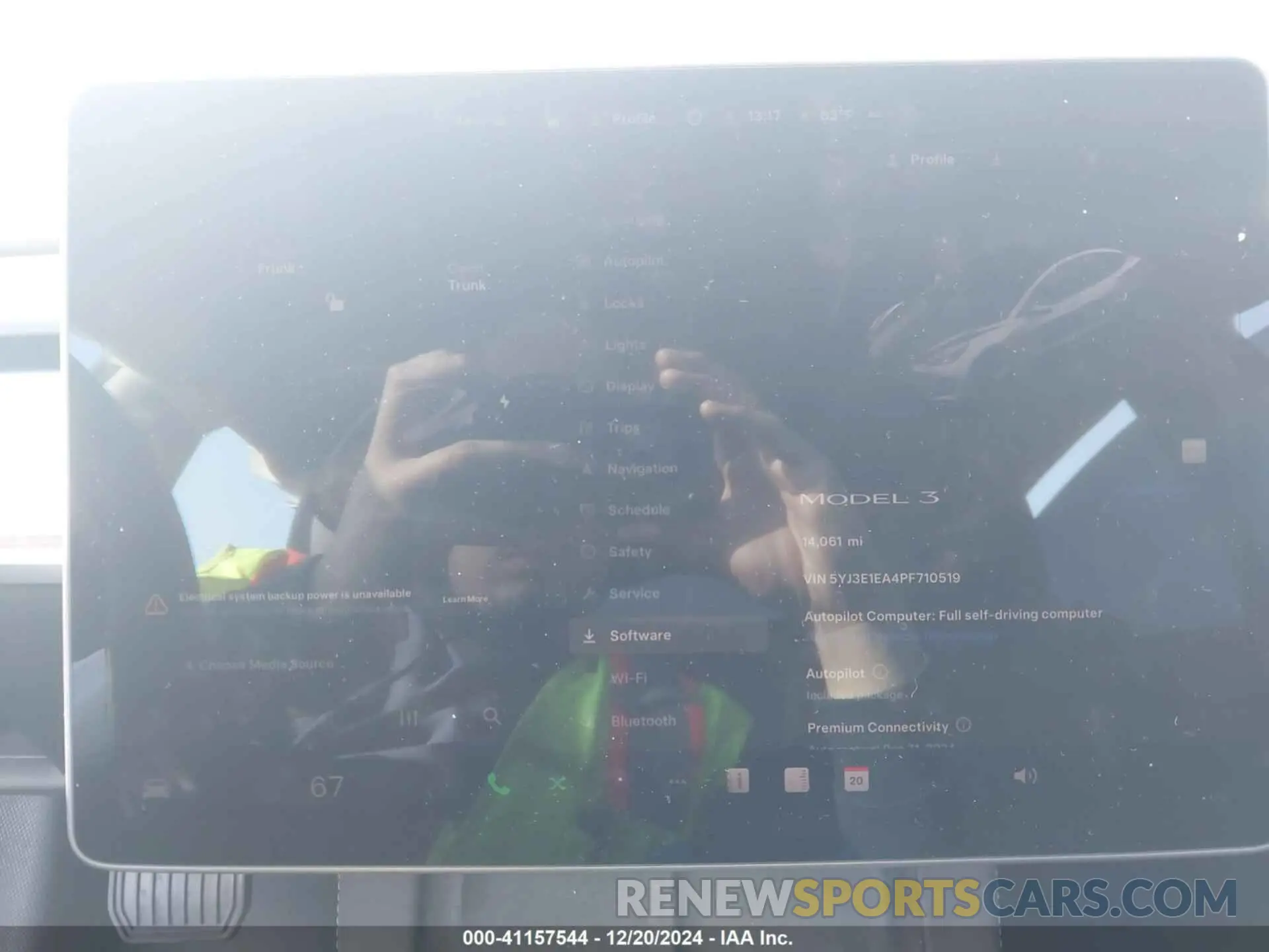 14 Photograph of a damaged car 5YJ3E1EA4PF710519 TESLA MODEL 3 2023
