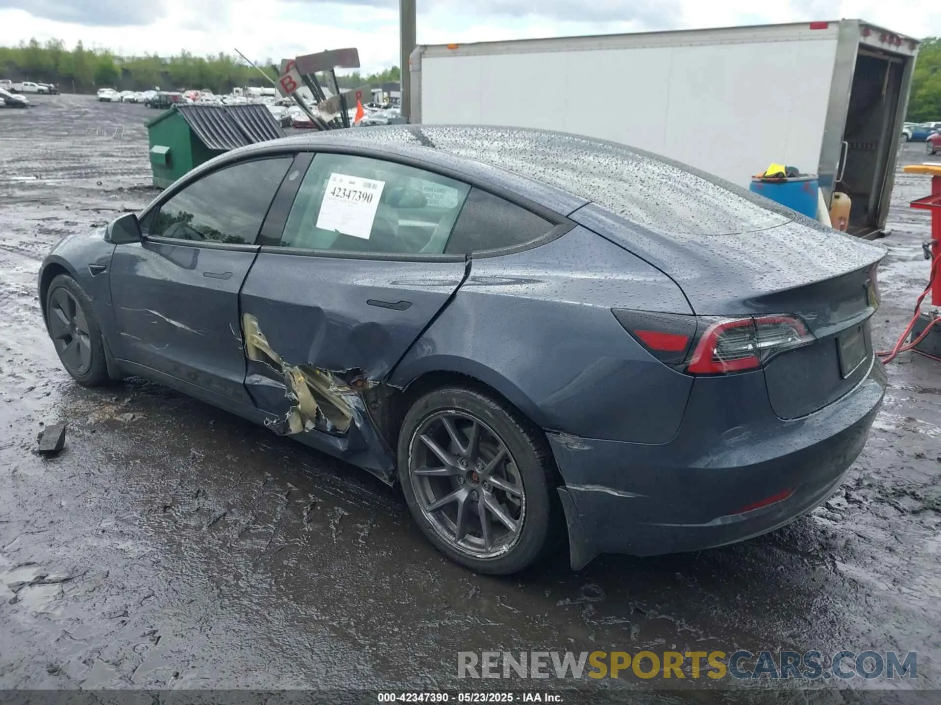 3 Photograph of a damaged car 5YJ3E1EA5PF384620 TESLA MODEL 3 2023