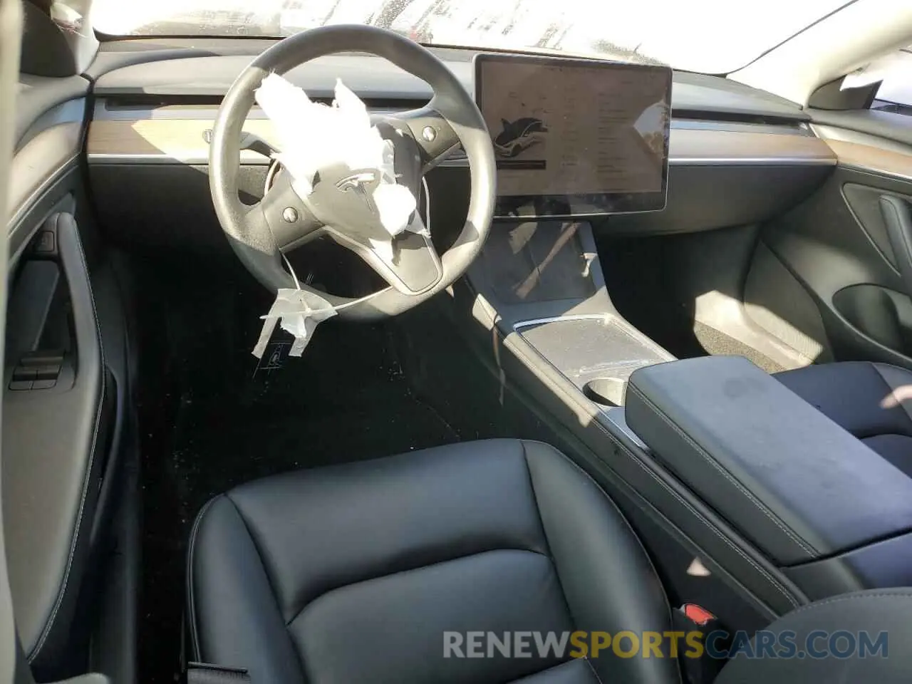 8 Photograph of a damaged car 5YJ3E1EA5PF398078 TESLA MODEL 3 2023