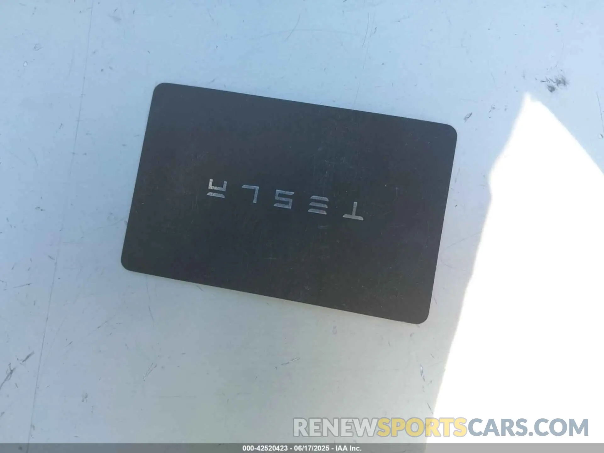 11 Фотография поврежденного автомобиля 5YJ3E1EA5PF401237 TESLA MODEL 3 2023