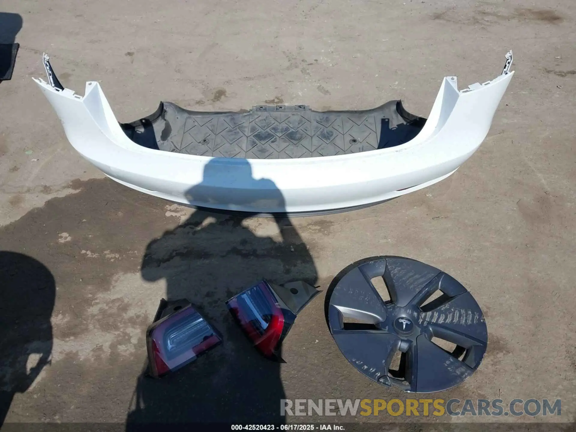 12 Фотография поврежденного автомобиля 5YJ3E1EA5PF401237 TESLA MODEL 3 2023