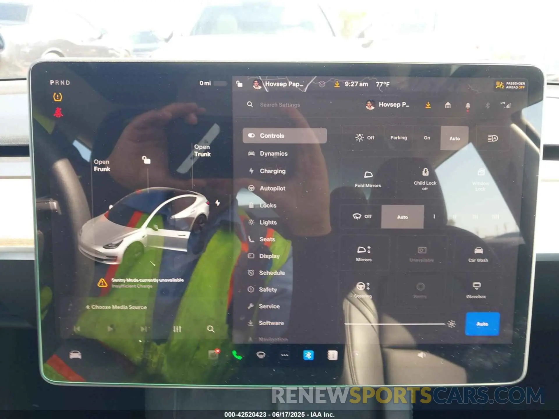 19 Фотография поврежденного автомобиля 5YJ3E1EA5PF401237 TESLA MODEL 3 2023