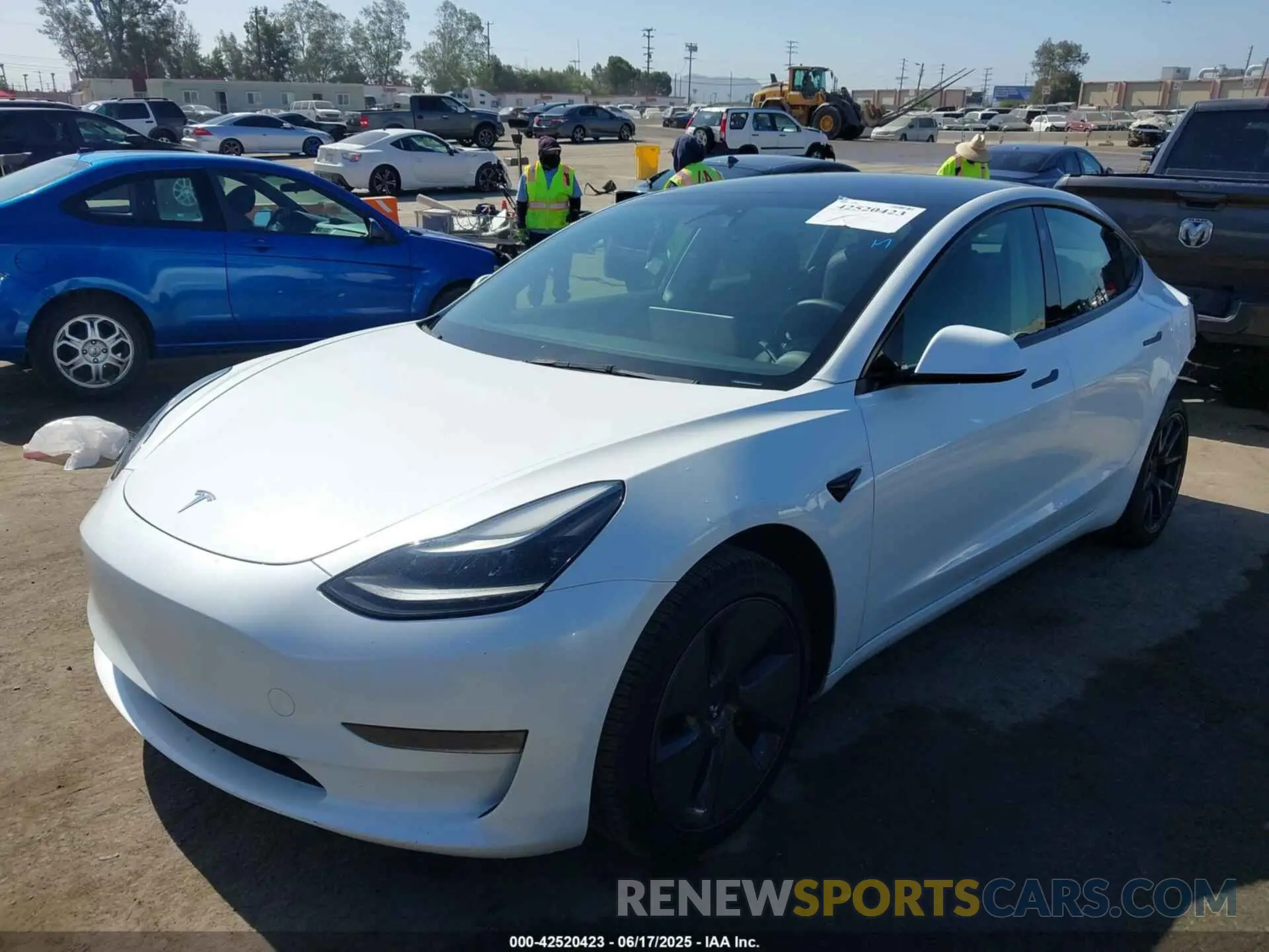 2 Фотография поврежденного автомобиля 5YJ3E1EA5PF401237 TESLA MODEL 3 2023