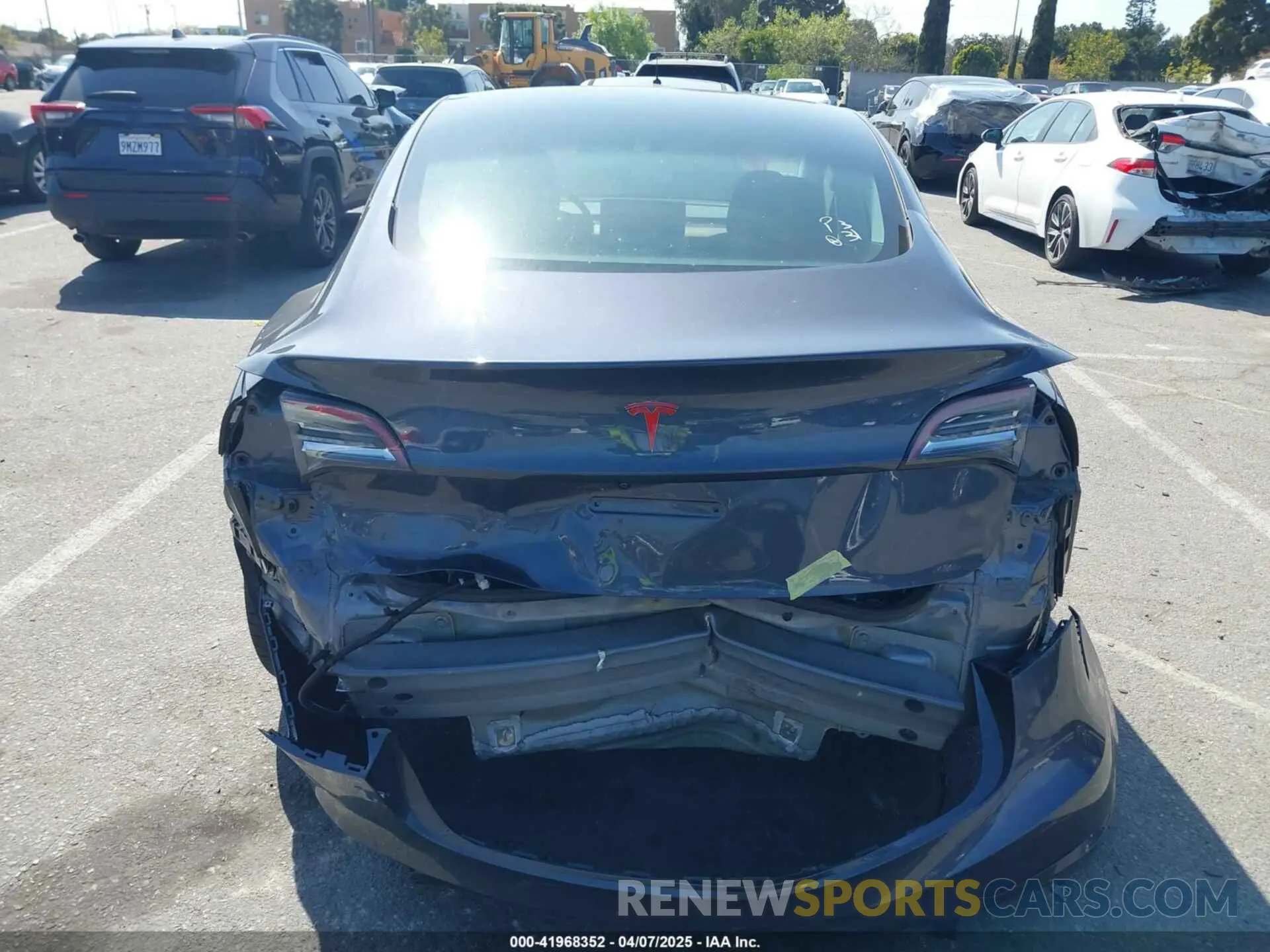 17 Photograph of a damaged car 5YJ3E1EA5PF401299 TESLA MODEL 3 2023