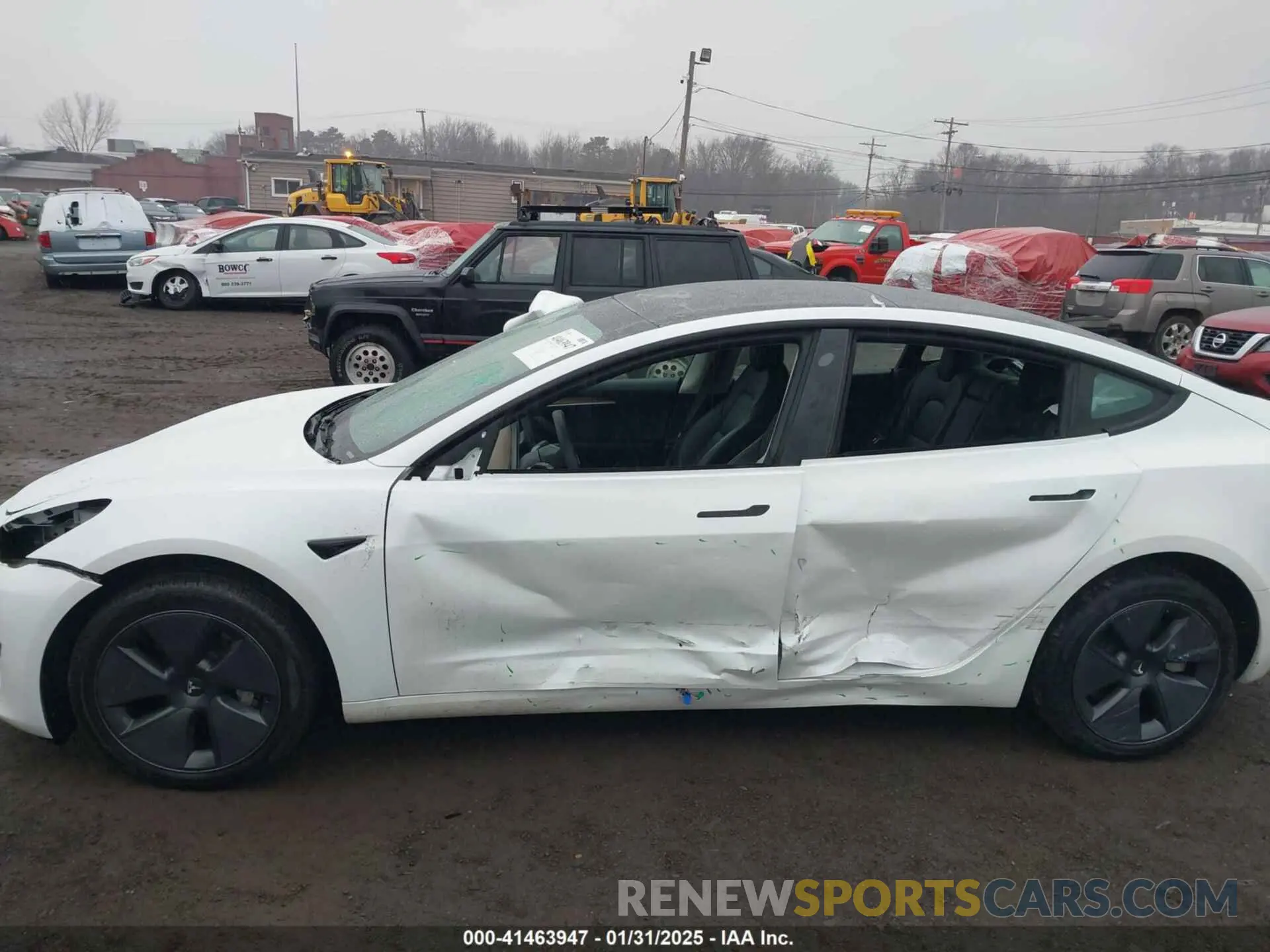 19 Photograph of a damaged car 5YJ3E1EA5PF403313 TESLA MODEL 3 2023