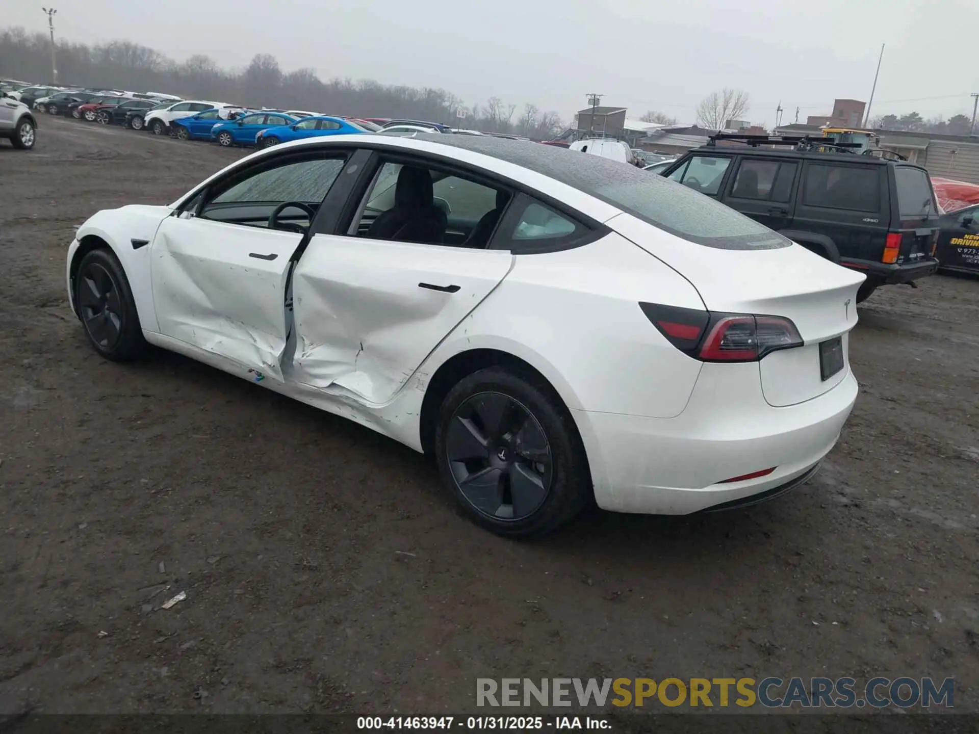 3 Photograph of a damaged car 5YJ3E1EA5PF403313 TESLA MODEL 3 2023