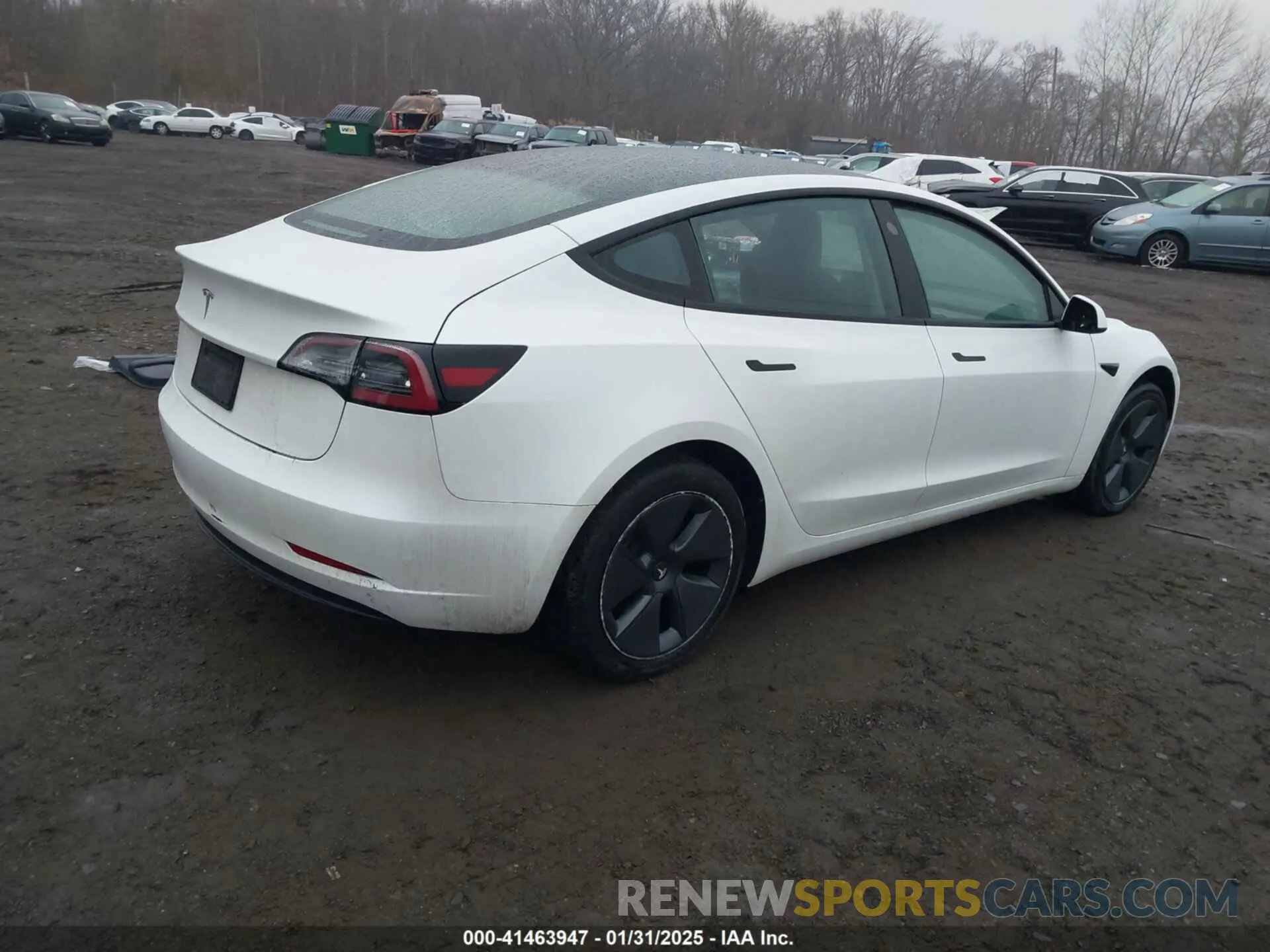 4 Photograph of a damaged car 5YJ3E1EA5PF403313 TESLA MODEL 3 2023