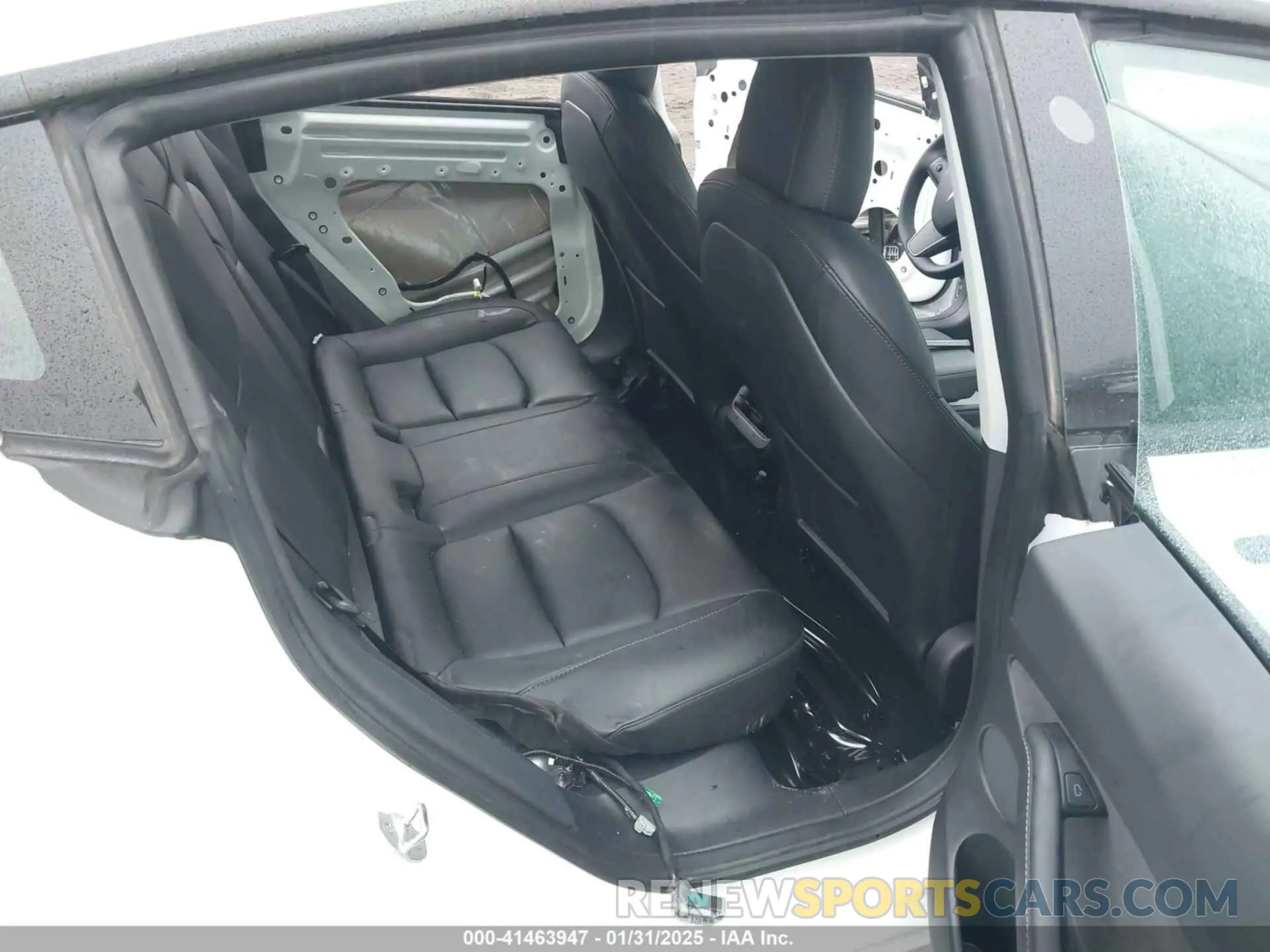 8 Photograph of a damaged car 5YJ3E1EA5PF403313 TESLA MODEL 3 2023