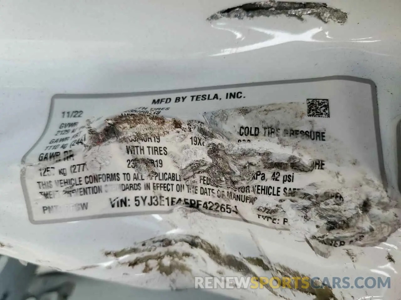 12 Photograph of a damaged car 5YJ3E1EA5PF422654 TESLA MODEL 3 2023