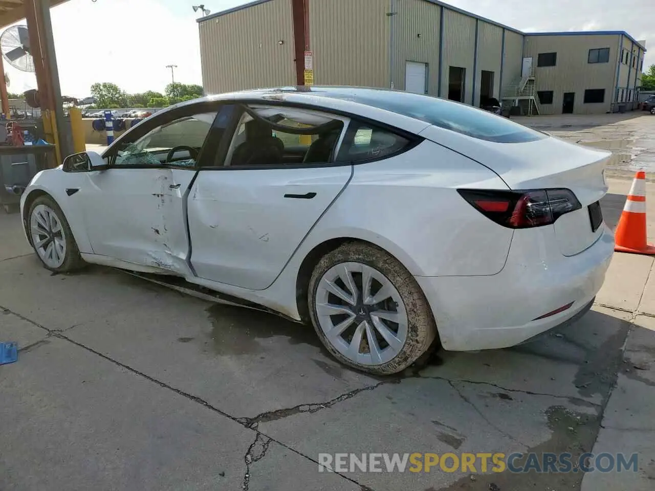 2 Photograph of a damaged car 5YJ3E1EA5PF438384 TESLA MODEL 3 2023
