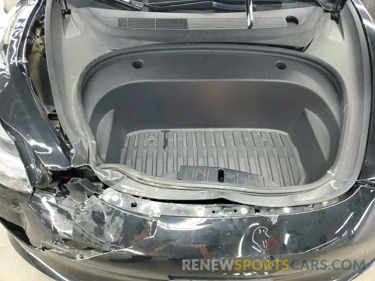 11 Photograph of a damaged car 5YJ3E1EA5PF439017 TESLA MODEL 3 2023