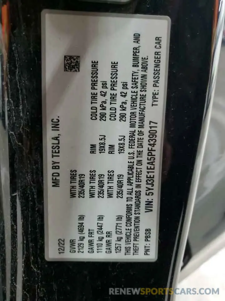 12 Photograph of a damaged car 5YJ3E1EA5PF439017 TESLA MODEL 3 2023