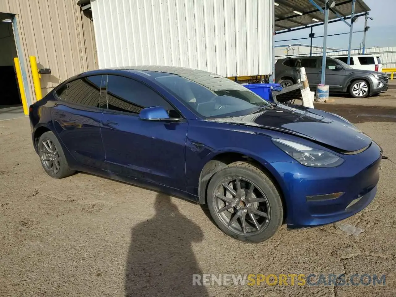 4 Фотография поврежденного автомобиля 5YJ3E1EA5PF449028 TESLA MODEL 3 2023