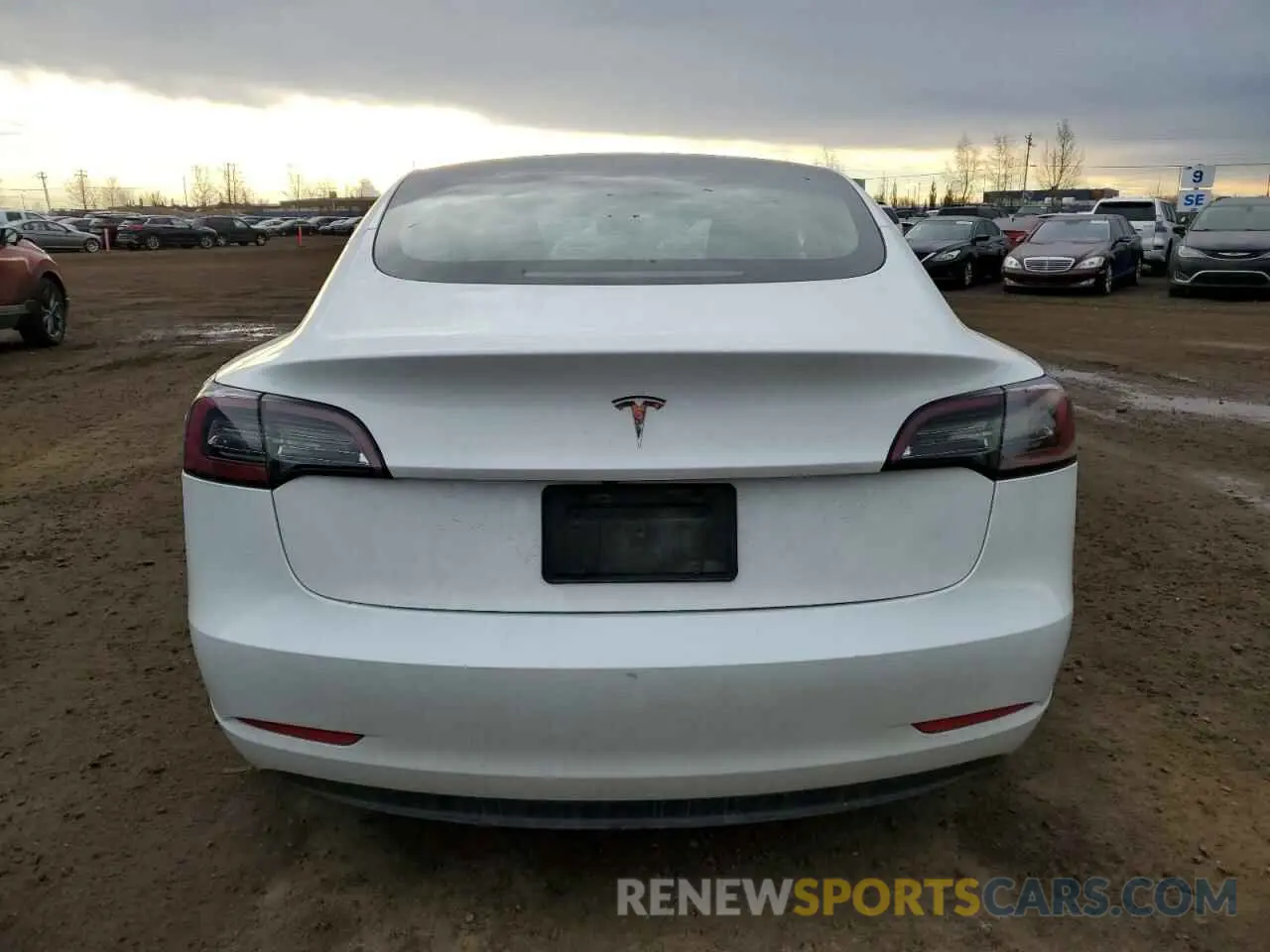 6 Photograph of a damaged car 5YJ3E1EA5PF484801 TESLA MODEL 3 2023