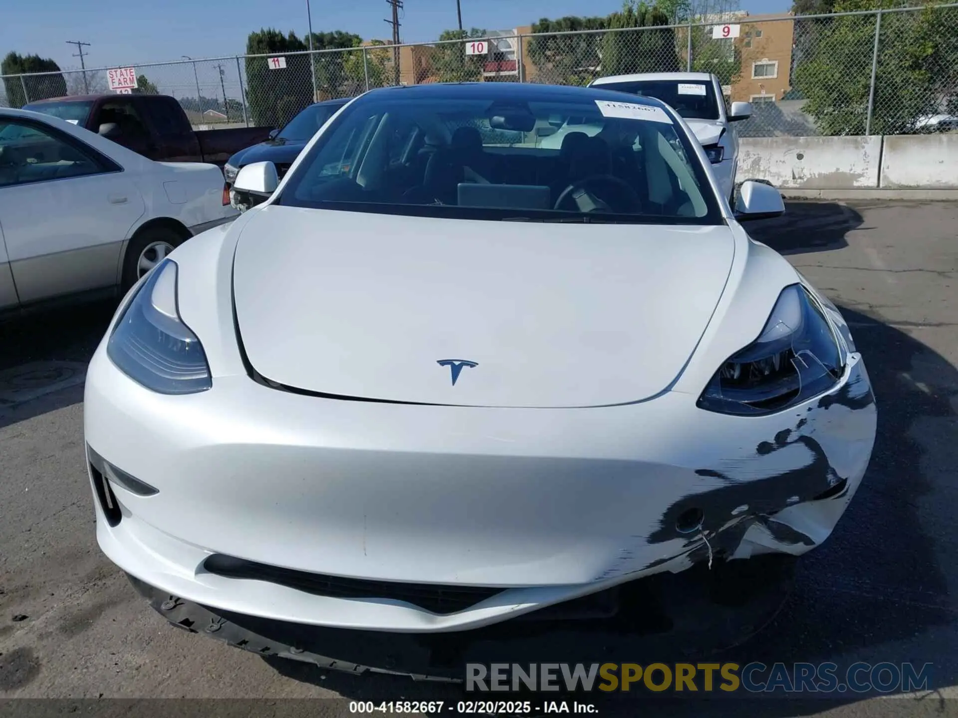 12 Фотография поврежденного автомобиля 5YJ3E1EA5PF487939 TESLA MODEL 3 2023