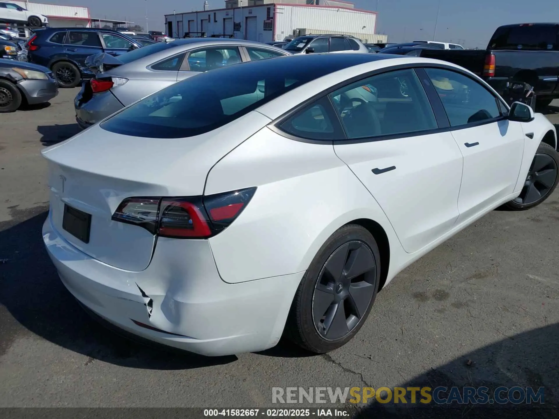 4 Фотография поврежденного автомобиля 5YJ3E1EA5PF487939 TESLA MODEL 3 2023