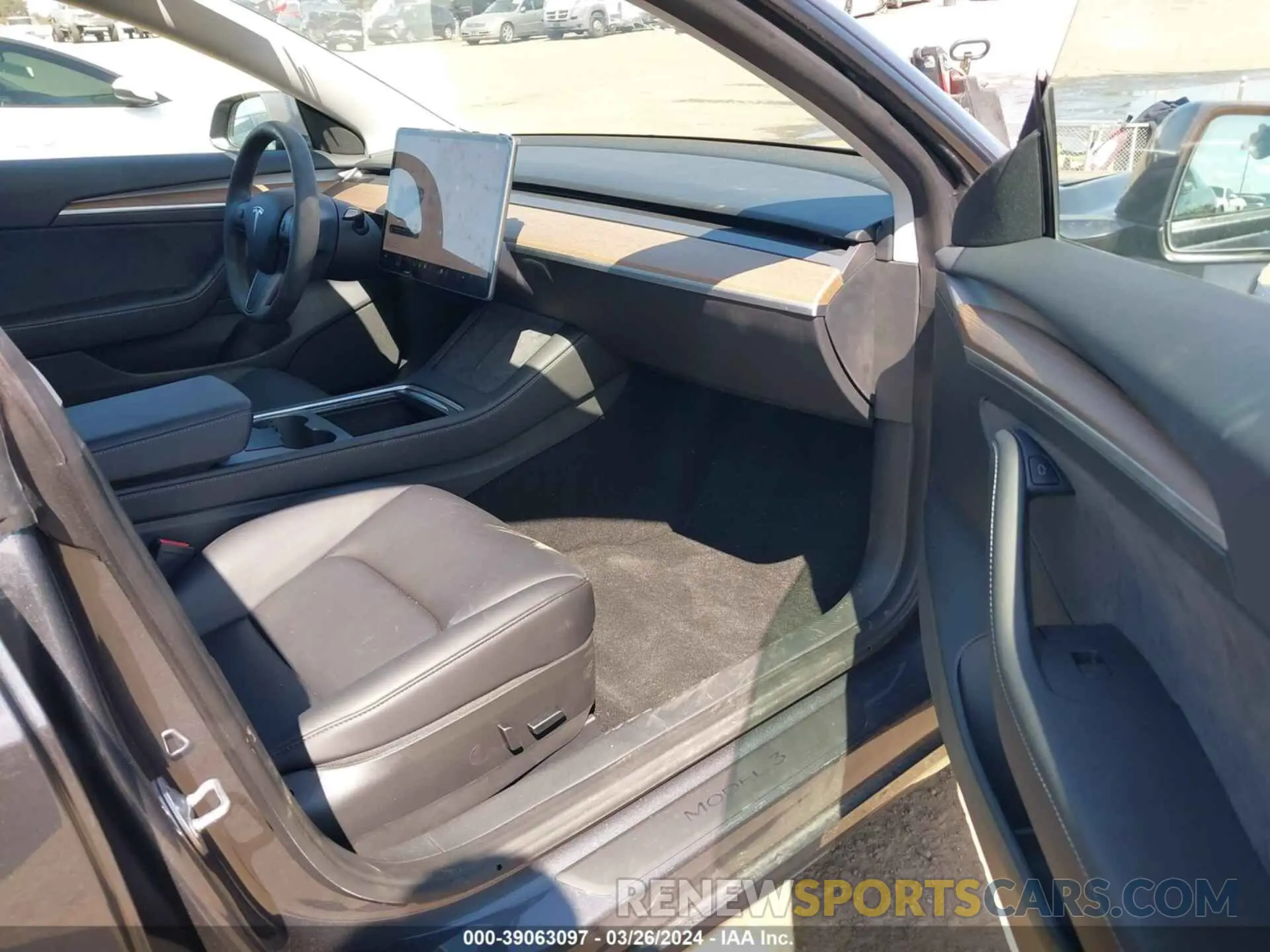 5 Photograph of a damaged car 5YJ3E1EA5PF519238 TESLA MODEL 3 2023