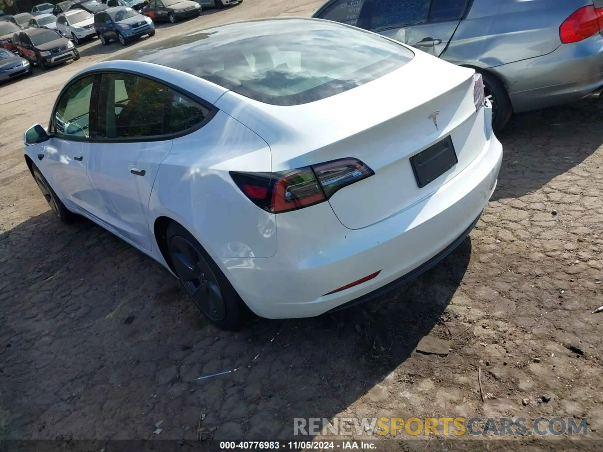 3 Фотография поврежденного автомобиля 5YJ3E1EA5PF546696 TESLA MODEL 3 2023