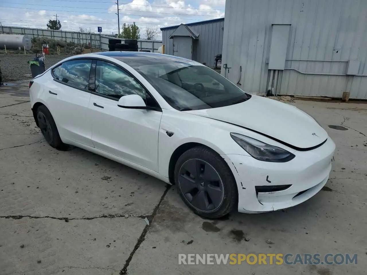 4 Photograph of a damaged car 5YJ3E1EA5PF603236 TESLA MODEL 3 2023