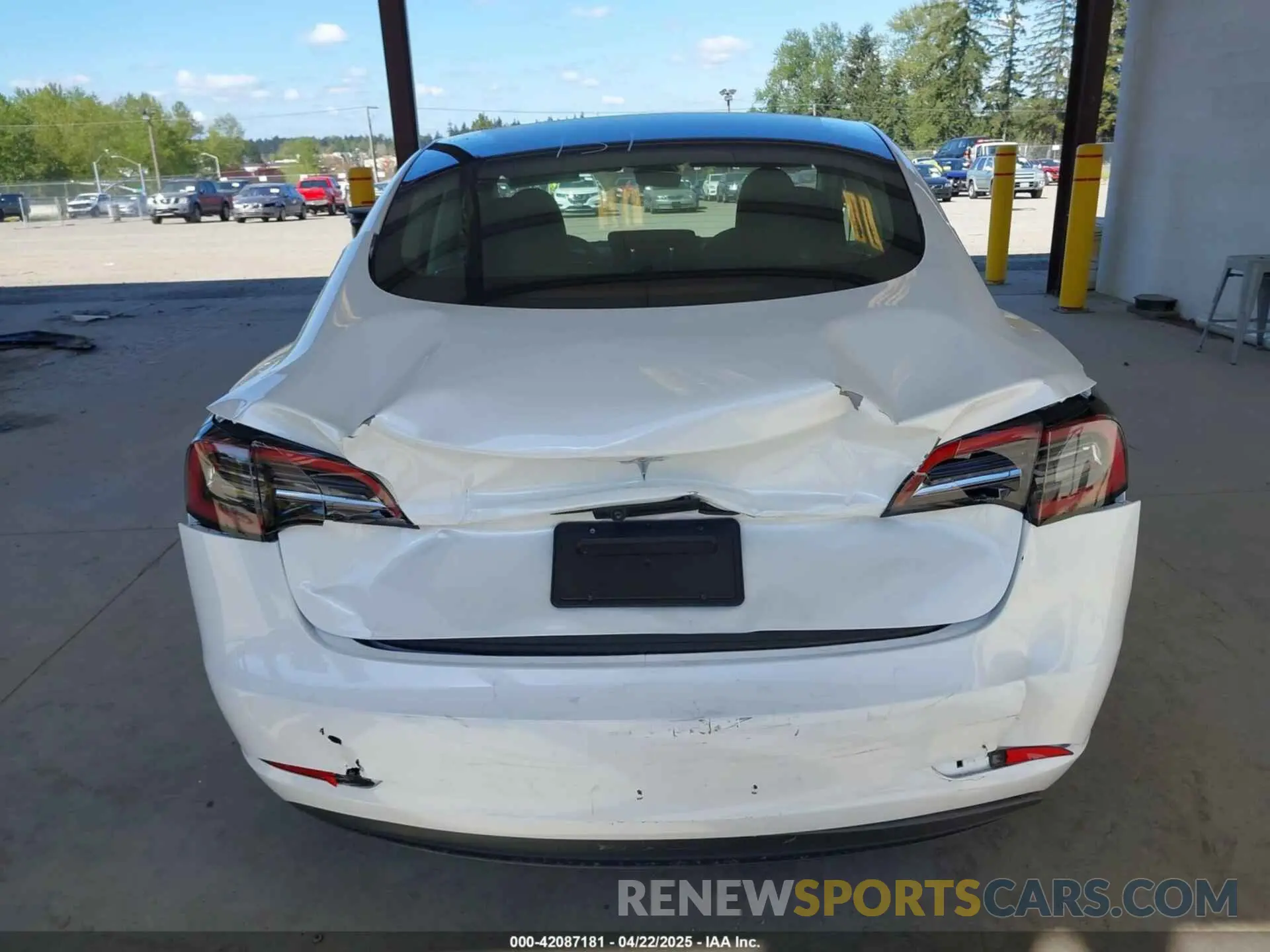 15 Фотография поврежденного автомобиля 5YJ3E1EA5PF610431 TESLA MODEL 3 2023