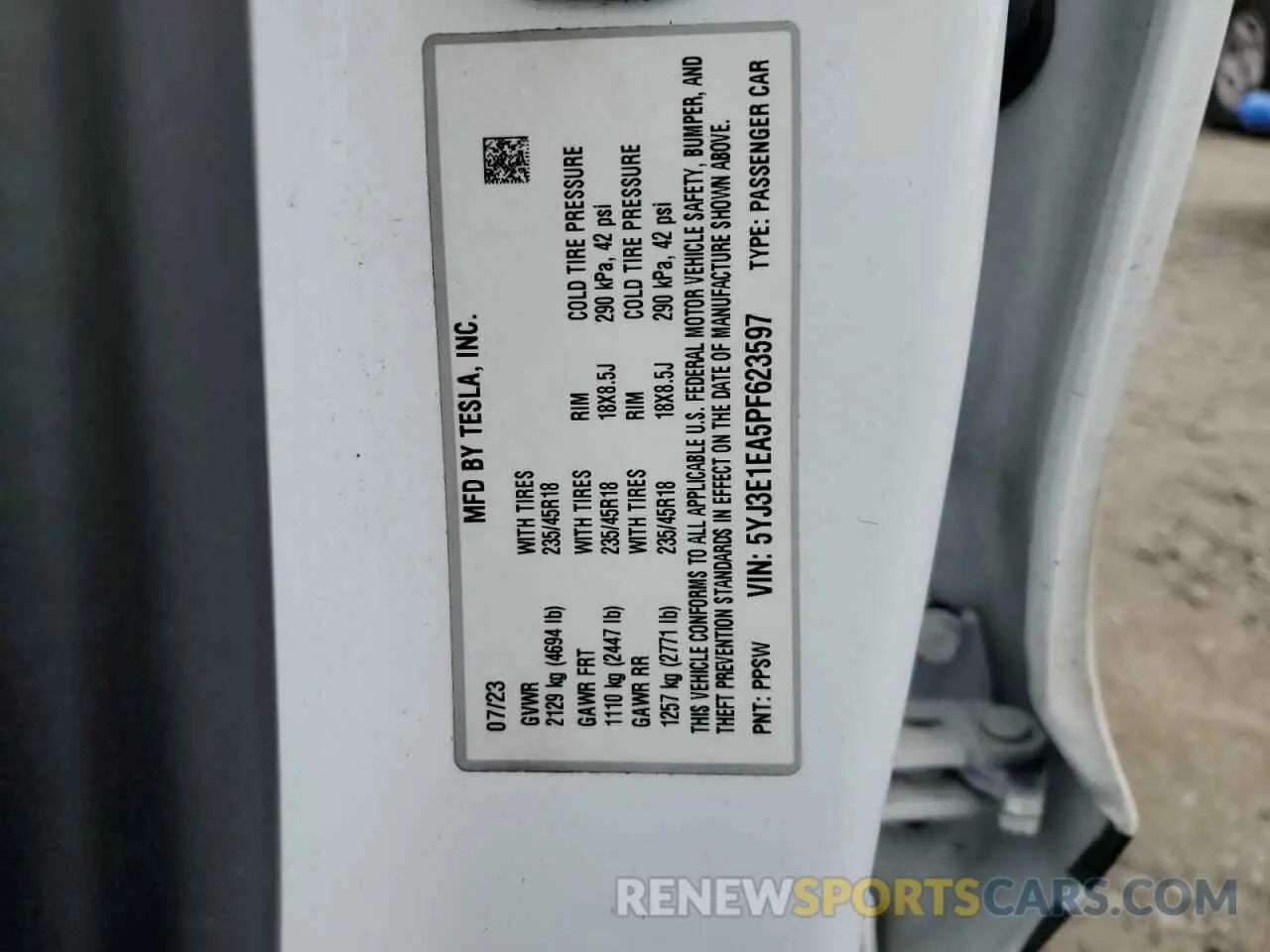 12 Фотография поврежденного автомобиля 5YJ3E1EA5PF623597 TESLA MODEL 3 2023