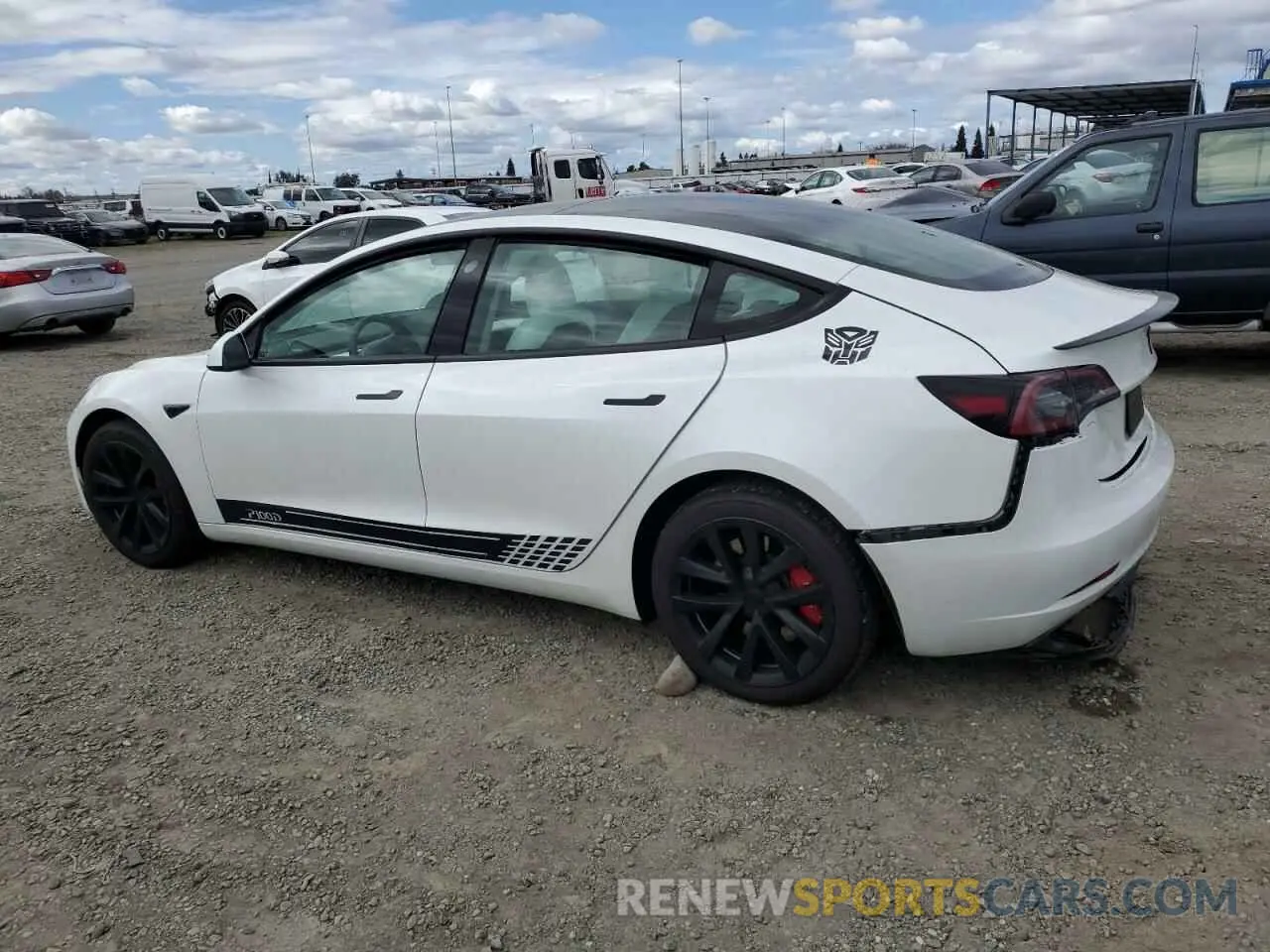 2 Фотография поврежденного автомобиля 5YJ3E1EA5PF623597 TESLA MODEL 3 2023