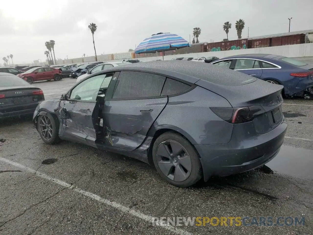 2 Photograph of a damaged car 5YJ3E1EA5PF640805 TESLA MODEL 3 2023