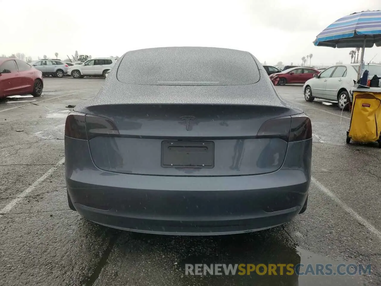 6 Photograph of a damaged car 5YJ3E1EA5PF640805 TESLA MODEL 3 2023