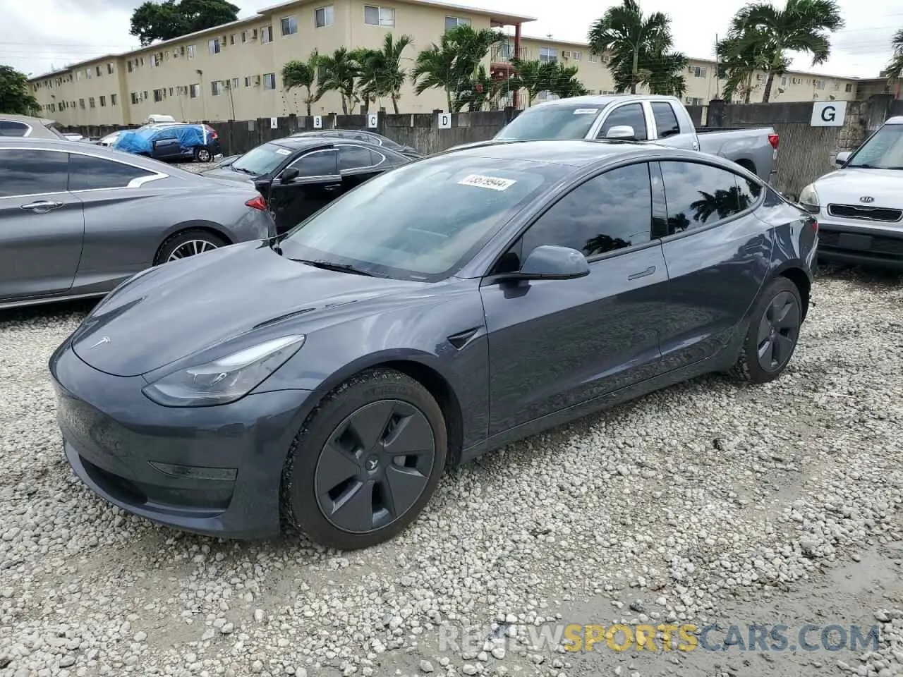1 Photograph of a damaged car 5YJ3E1EA5PF646801 TESLA MODEL 3 2023