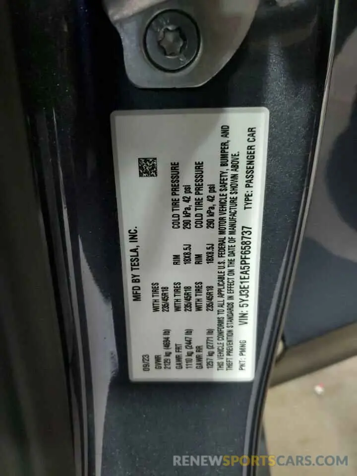 12 Photograph of a damaged car 5YJ3E1EA5PF658737 TESLA MODEL 3 2023