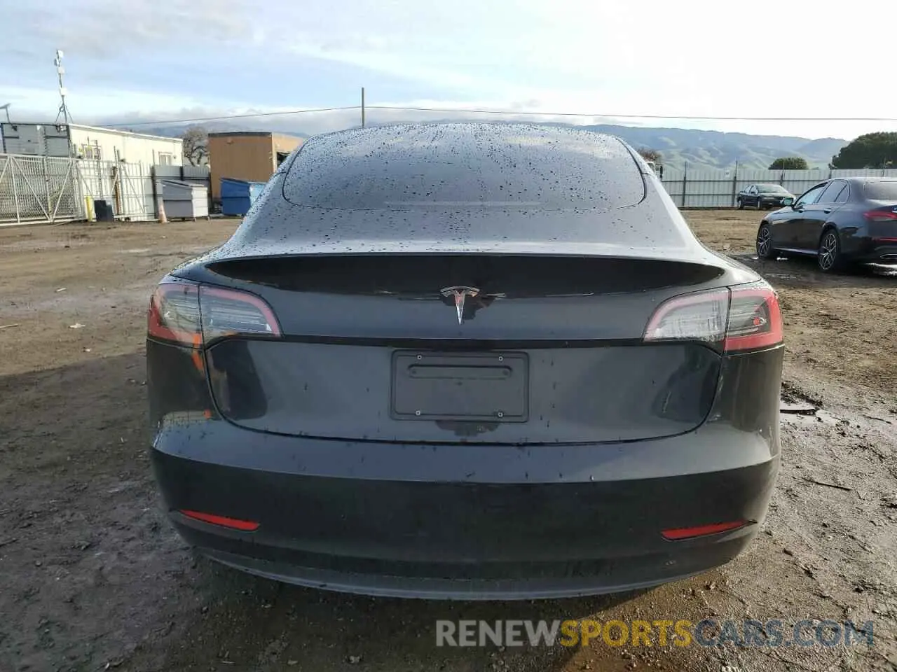 6 Фотография поврежденного автомобиля 5YJ3E1EA5PF695044 TESLA MODEL 3 2023