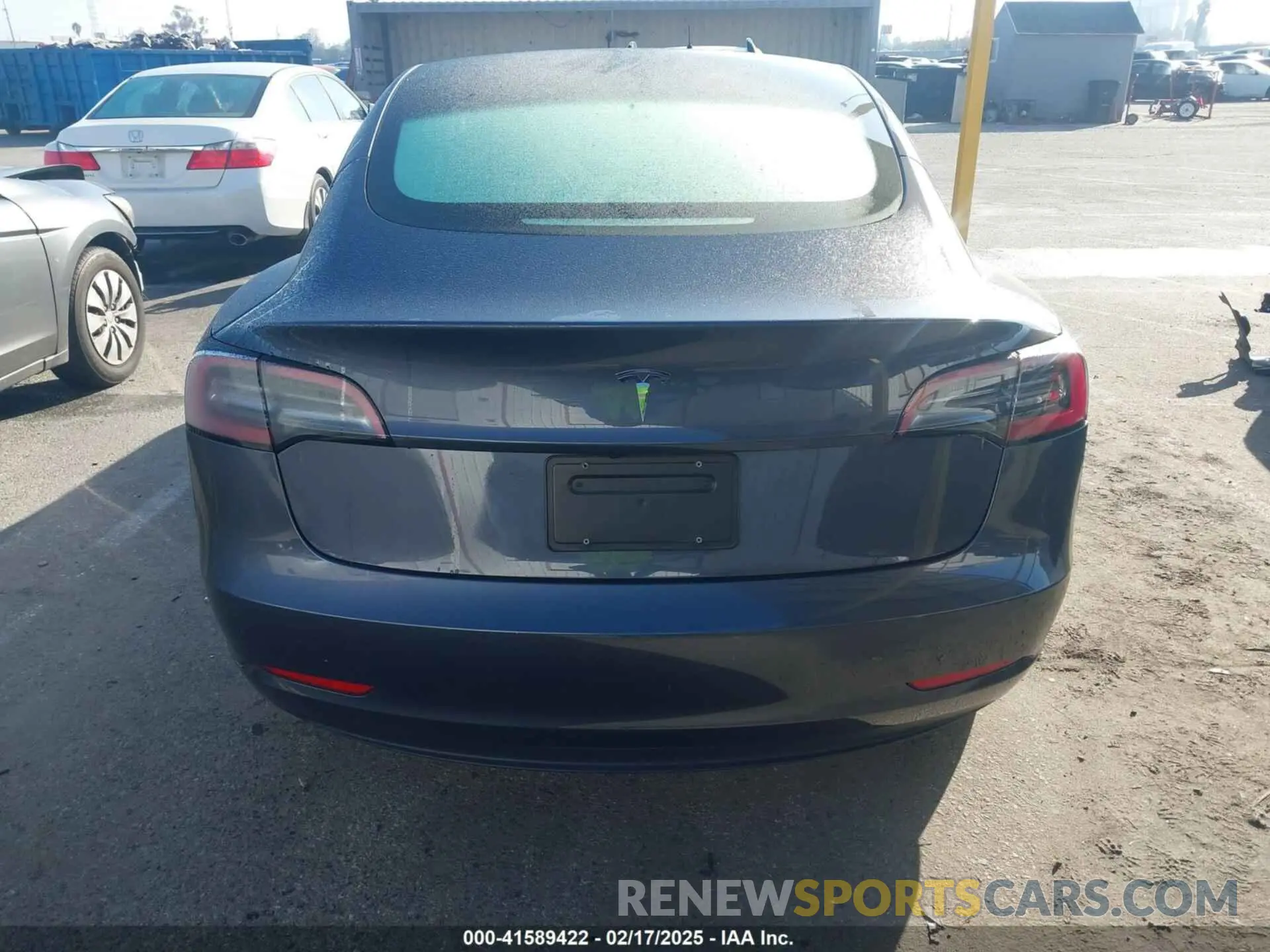16 Photograph of a damaged car 5YJ3E1EA5PF697201 TESLA MODEL 3 2023