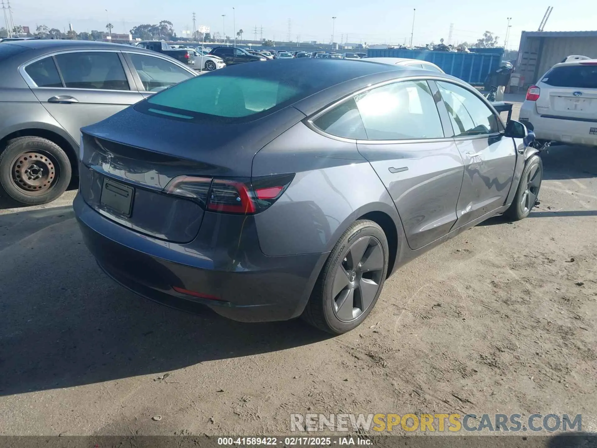 4 Photograph of a damaged car 5YJ3E1EA5PF697201 TESLA MODEL 3 2023