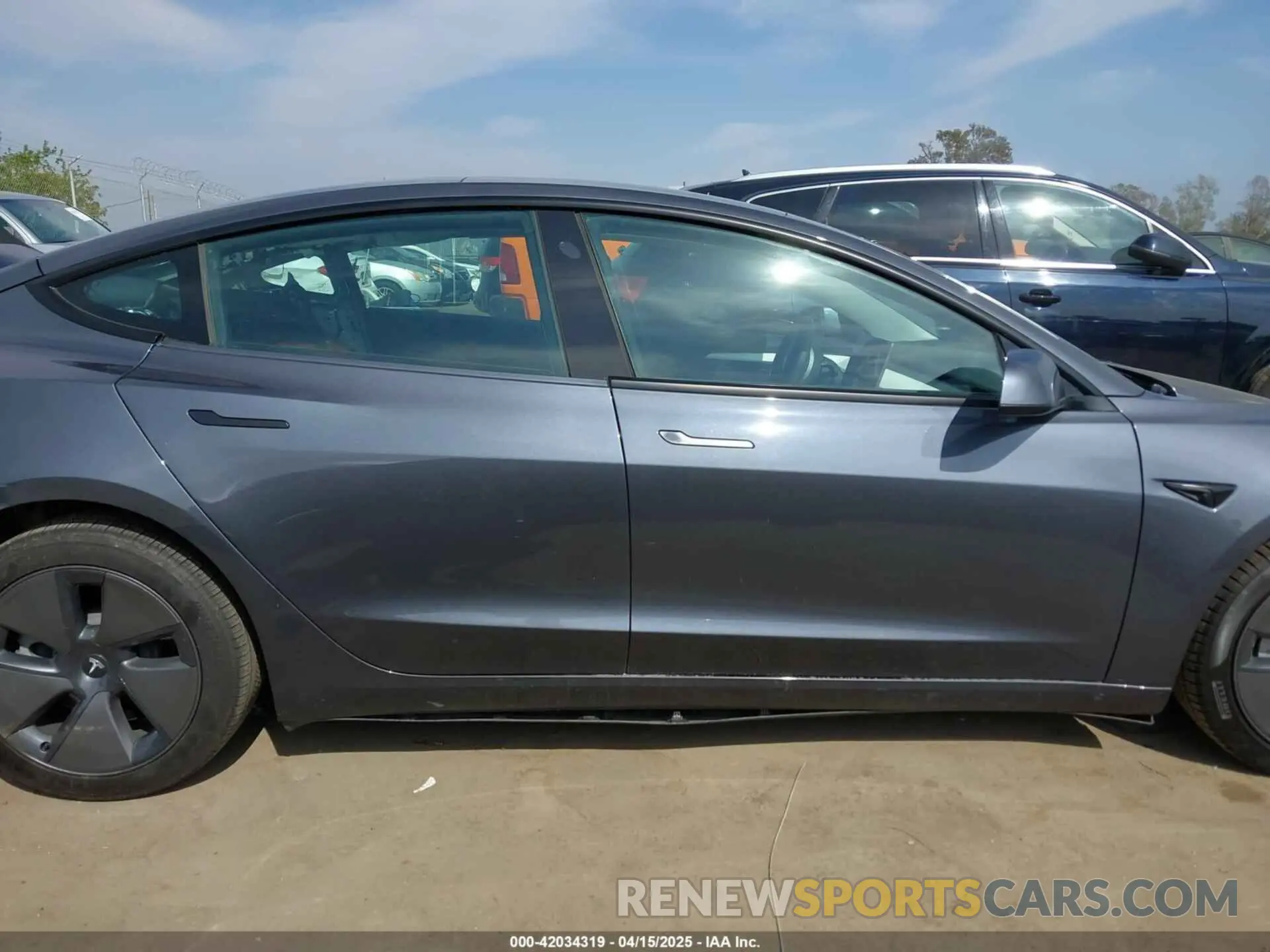 14 Фотография поврежденного автомобиля 5YJ3E1EA5PF700307 TESLA MODEL 3 2023